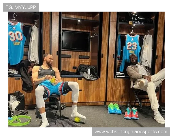 全明星周末媒体采访，球员幽默回答引发笑声瞬间